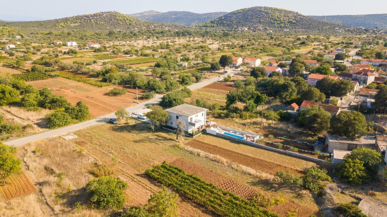 Apartmani Perkovic Gustirna Exterior foto