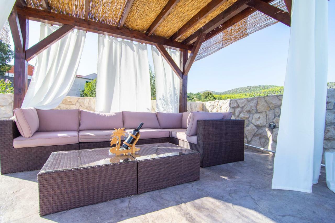 Apartmani Perkovic Gustirna Exterior foto