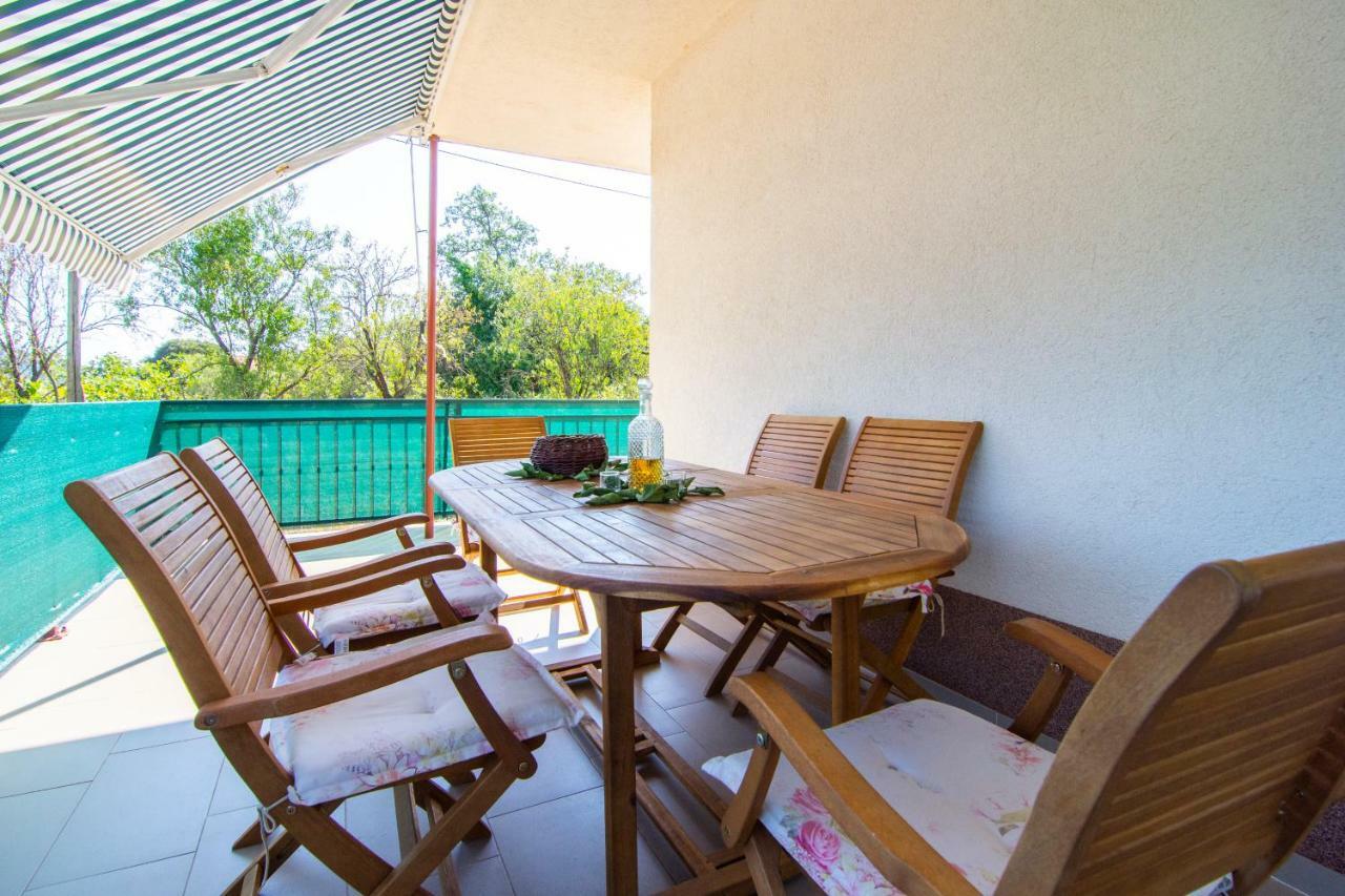 Apartmani Perkovic Gustirna Exterior foto