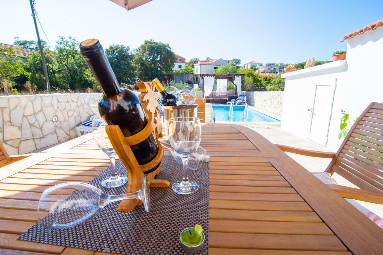 Apartmani Perkovic Gustirna Exterior foto